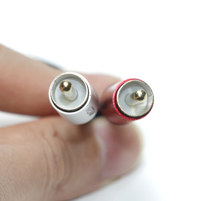 Kabel Audio Digital 3.5MM 2/1 Hitam PVC Putih Merah Disepuh Aluminium Alloy Konektor Emas Untuk Audio Mobil